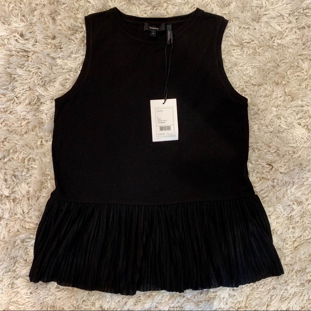 Super cute Theory “Drapey Tee”